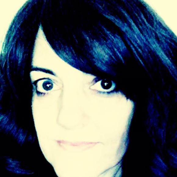 Meet your Posher, Debbi - Picture 1 of 1